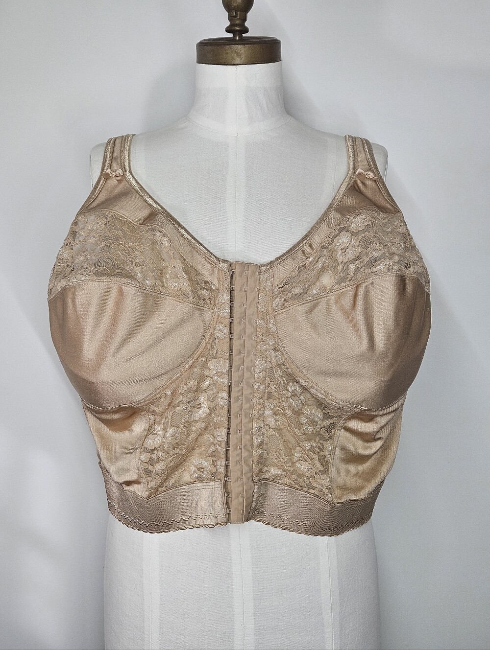 Comfort Choice 52DD Bra Longline Wireless Beige Front Closure Strap Smoothing